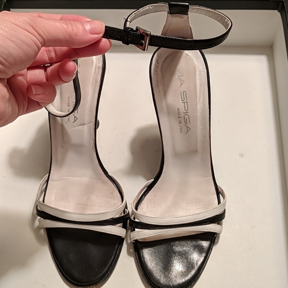 Via Spiga Black & White Strap Sandal - Picture 3 of 6